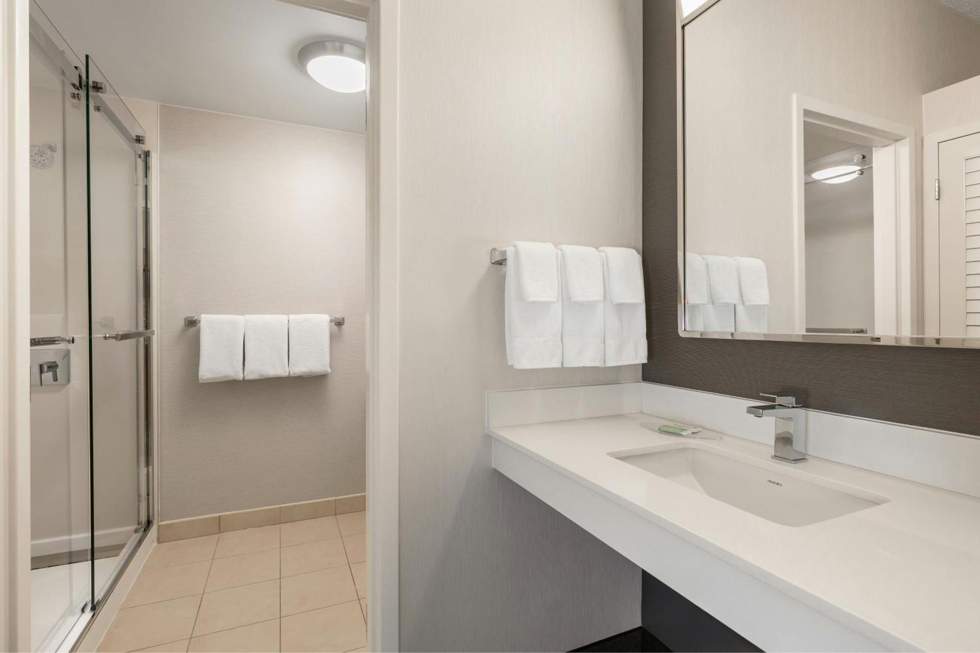 Courtyard by Marriott Minneapolis-St. Paul Airport Mendota Heights Exterior foto