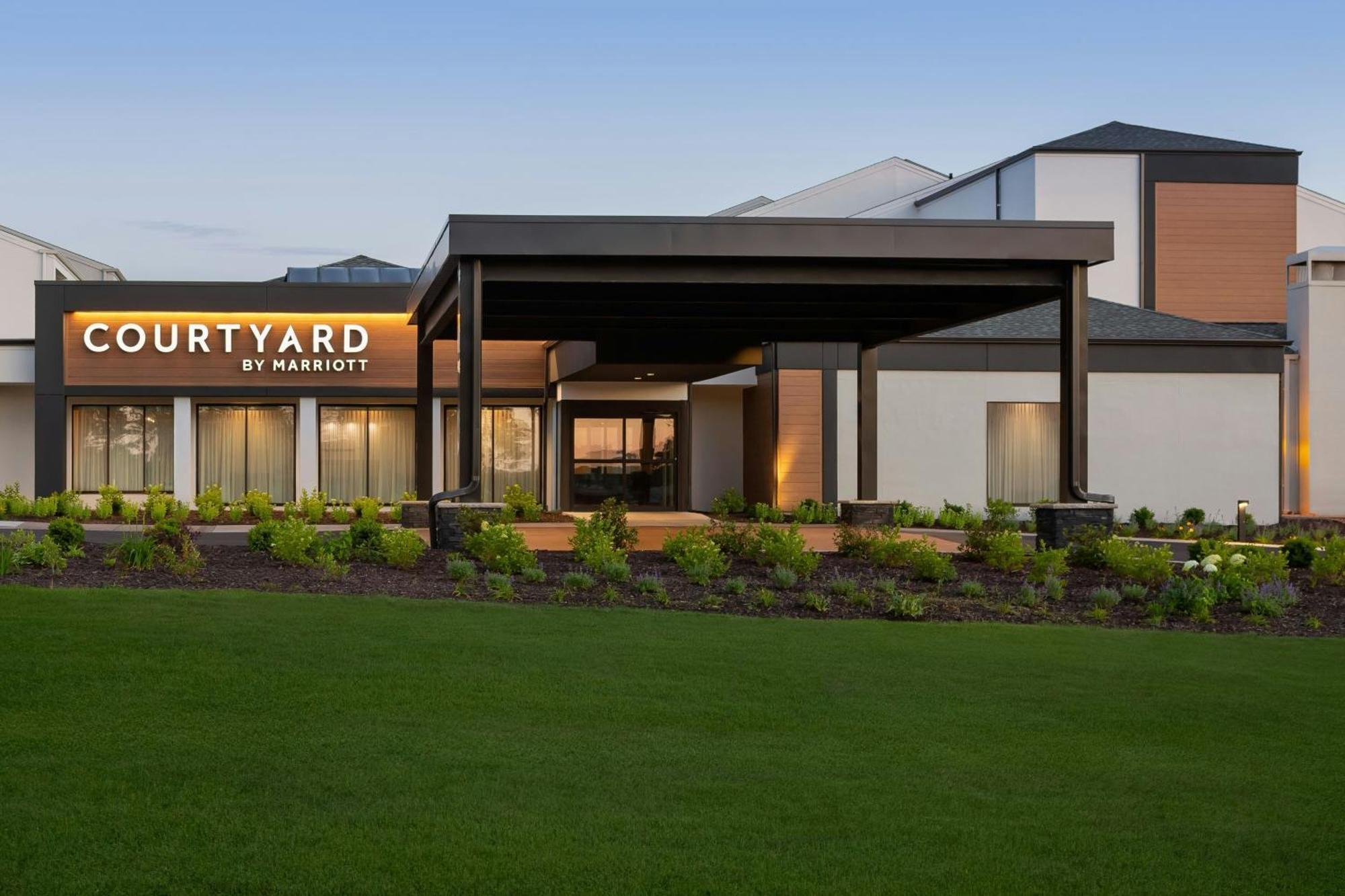 Courtyard by Marriott Minneapolis-St. Paul Airport Mendota Heights Exterior foto