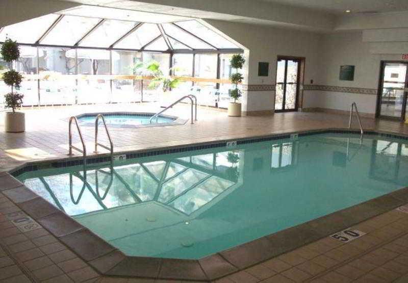Courtyard by Marriott Minneapolis-St. Paul Airport Mendota Heights Facilități foto